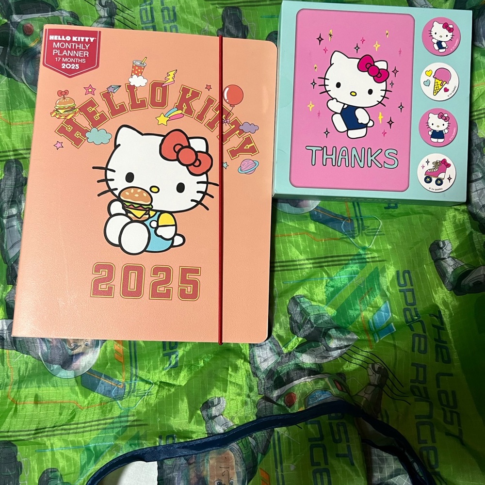 Hello kitty planner and thank you cards